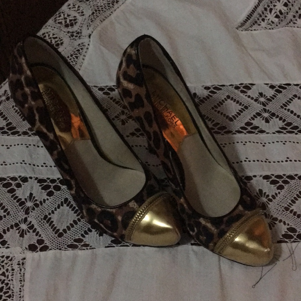 Sexy leopard heels